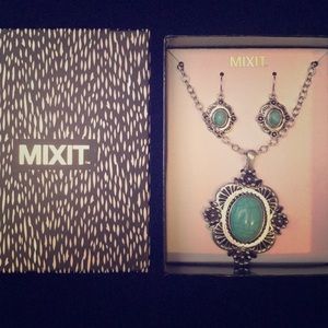 MIXIT, Necklace and Earrings set